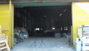 倉庫1｜広い 倉庫･階段･重機