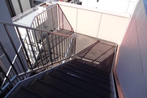 15.亀戸オフィス･倉庫｜外階段