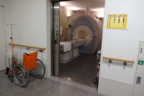 20.墨田区病院｜2F･MRI室前