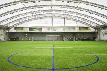 J-SOCIETY FOOTBALL PARK多摩｜屋内スポーツ施設･フットサル･コート･スタジオ･カフェ｜東京