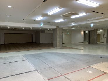 町田大規模ビル地下｜広い･建込み･スペース｜東京