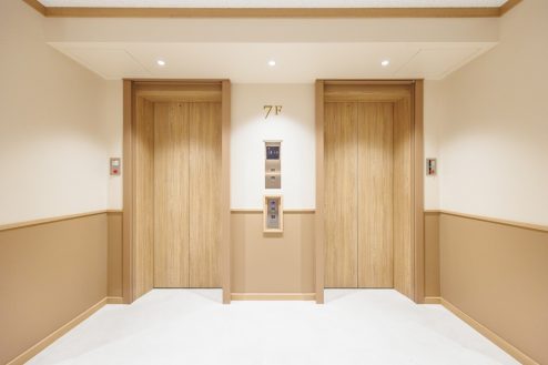 3.新宿 オフィスビル｜7F：エレベーター（2基）