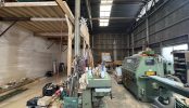 材木屋･倉庫/所沢(25100)｜作業場･事務所･駐車場･木工機械･ﾌｫｰｸﾘﾌﾄ･ﾕﾆｯｸ車