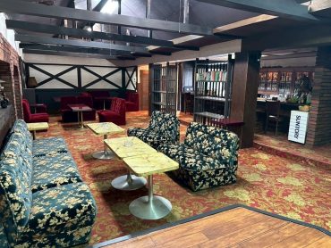 青梅スナック岩くら｜昭和･ｶｳﾝﾀﾊﾞｰ･BER･貸切･閉店･長期･ﾃｰﾌﾞﾙ･ｿﾌｧ｜東京