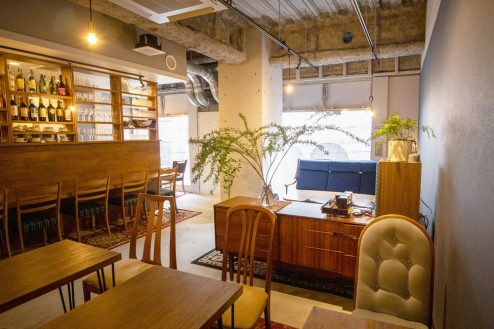 新宿2丁目カフェ｜貸切･喫茶店･オシャレ･ｷｯﾁﾝ･ｶｳﾝﾀｰ･ﾃｰﾌﾞﾙ･ｿﾌｧ｜東京