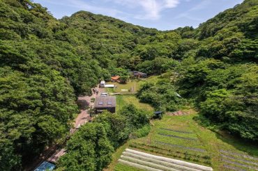 山を貸切った秘密基地のような農園(25125)｜畑･ﾚｽﾄﾗﾝ･ﾈｶﾞﾃｨﾌﾞ･穴掘り･建込み･火気･24時間