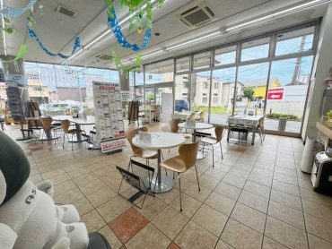 大手自動車メーカー･カーディーラー/所沢中央店(25115)｜ショールーム･販売店･整備場･外観