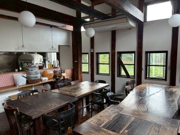 古民家レストラン&スペース(25129)｜自然･木･畑･外観･駐車場･厨房･ﾘﾋﾞﾝｸﾞ