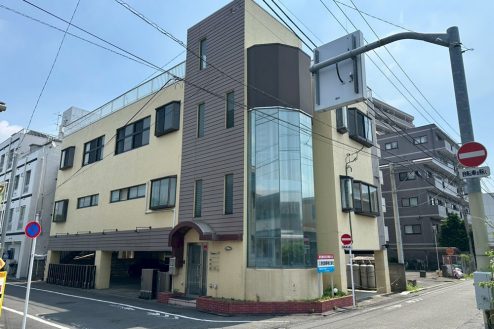 河辺駅前ビル｜建込み･ﾏﾝｼｮﾝ･1棟貸し･ﾘﾋﾞﾝｸﾞ･駐車場･屋上･24時間｜東京