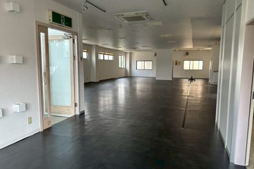 13.河辺駅前ビル