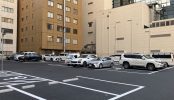 タイムズ心斎橋長堀通｜駐車場･貸切･大阪･中心･ビル･近代的･青空