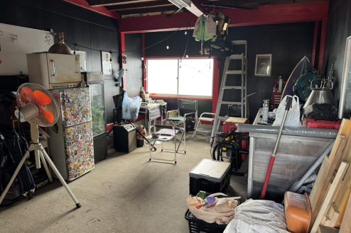 11.トタン外壁の倉庫･物置