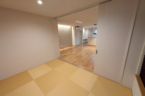 12.2階建て一軒家 4LDK 庭･駐車場付き