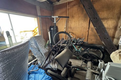 13.トタン外壁の倉庫･物置