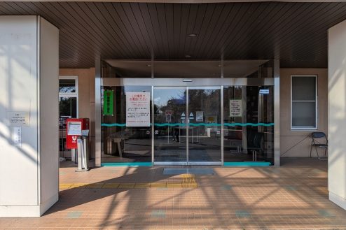 34.病院｜新病棟ワンフロア･旧病棟｜正面玄関