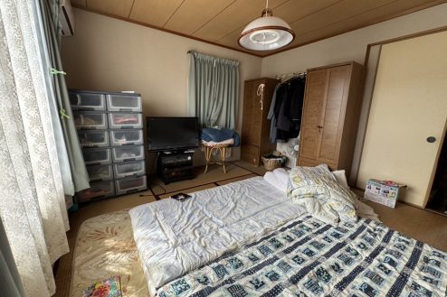 21.2階建て6LDK 庭付き 一軒家