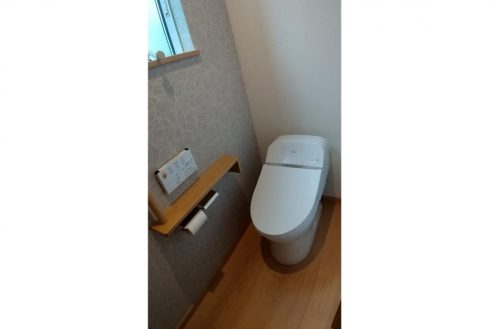 21.2階建て一軒家 4LDK 庭･駐車場付き