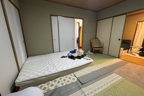 23.2階建て6LDK 庭付き 一軒家