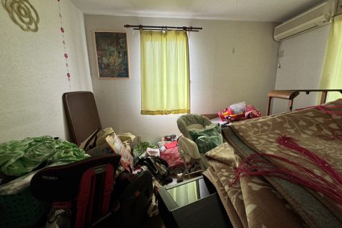 27.2階建て6LDK 庭付き 一軒家