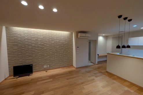 5.2階建て一軒家 4LDK 庭･駐車場付き