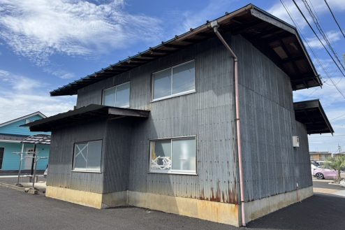 5.トタン外壁の倉庫･物置