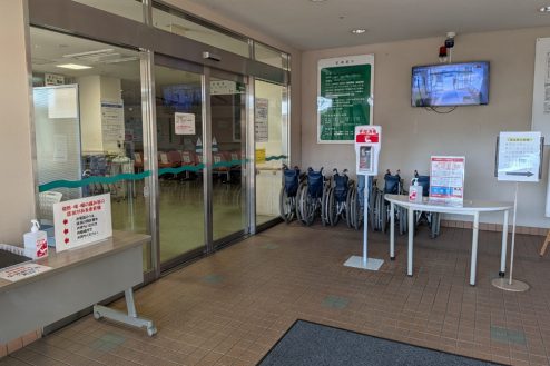 35.病院｜新病棟ワンフロア･旧病棟｜正面入口