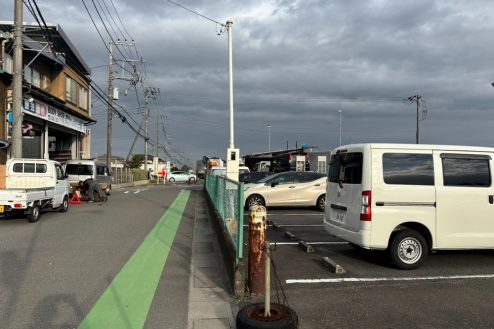 8.町の自動車整備工場