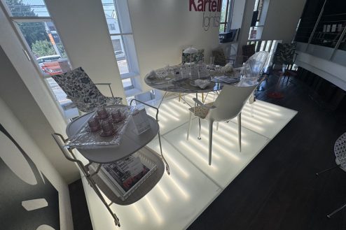 11.輸入家具のショールーム