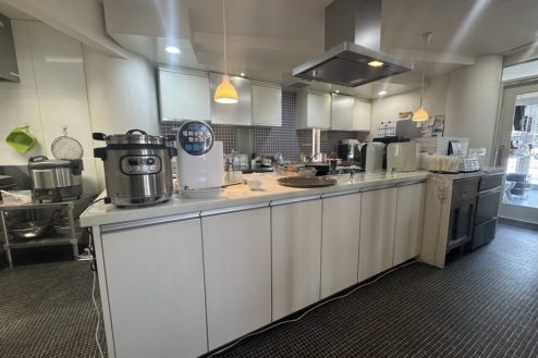 15.インテリアと食が融合したカフェ