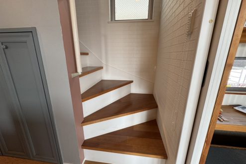 18.2階建て駐車場･テラス付きモデルハウス