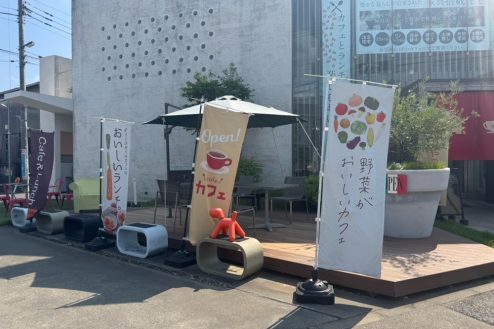 2.インテリアと食が融合したカフェ