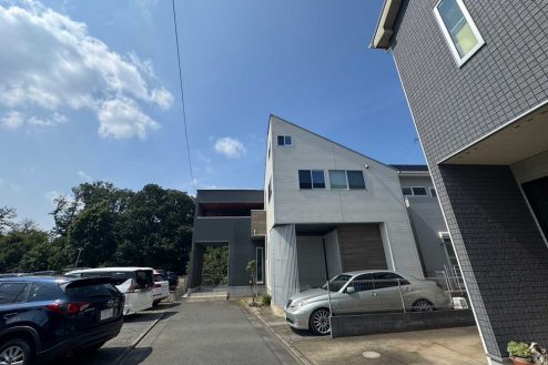 2.2階建て駐車場･テラス付きモデルハウス