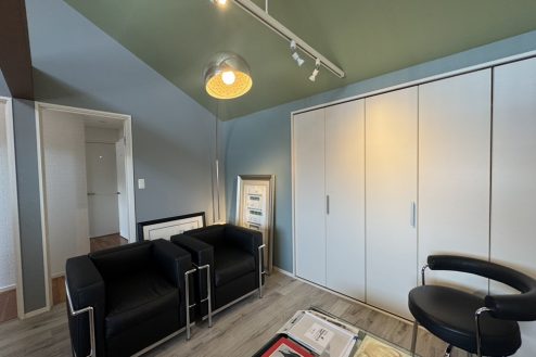 23.2階建て駐車場･テラス付きモデルハウス