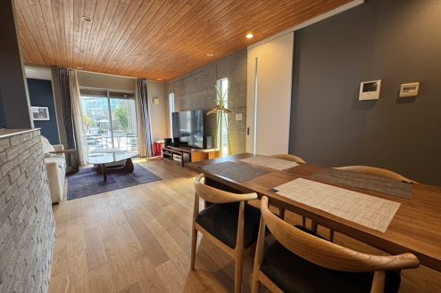 7.2階建て駐車場･テラス付きモデルハウス