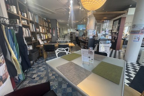 6.インテリアと食が融合したカフェ