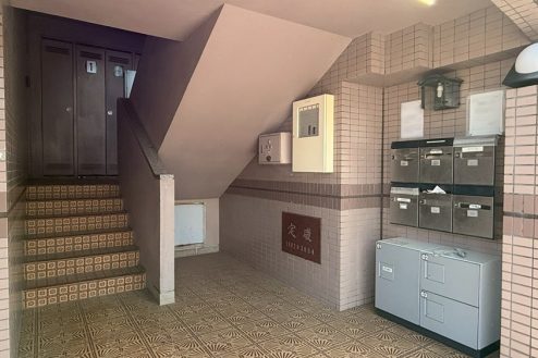 2.西八王子マンション101号室