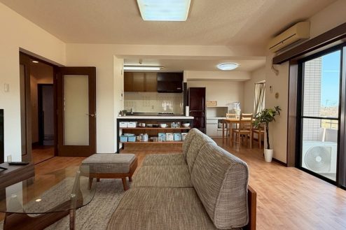 西八王子マンション101号室｜低層階･家具付･ﾘﾋﾞﾝｸﾞ･駐車場･外観･ﾊｳｽｽﾀｼﾞｵ｜東京